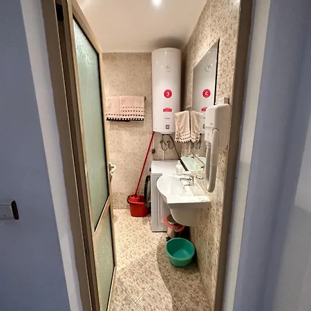 Avalon, C102 Appartamento