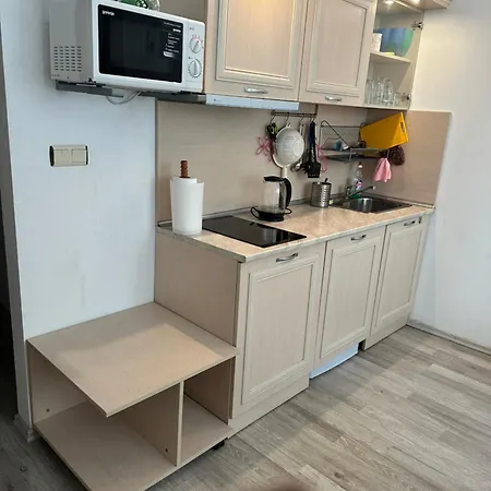 Avalon, C102 * Σάνι Μπιτς