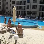 Avalon, C102 Apartman Napospart